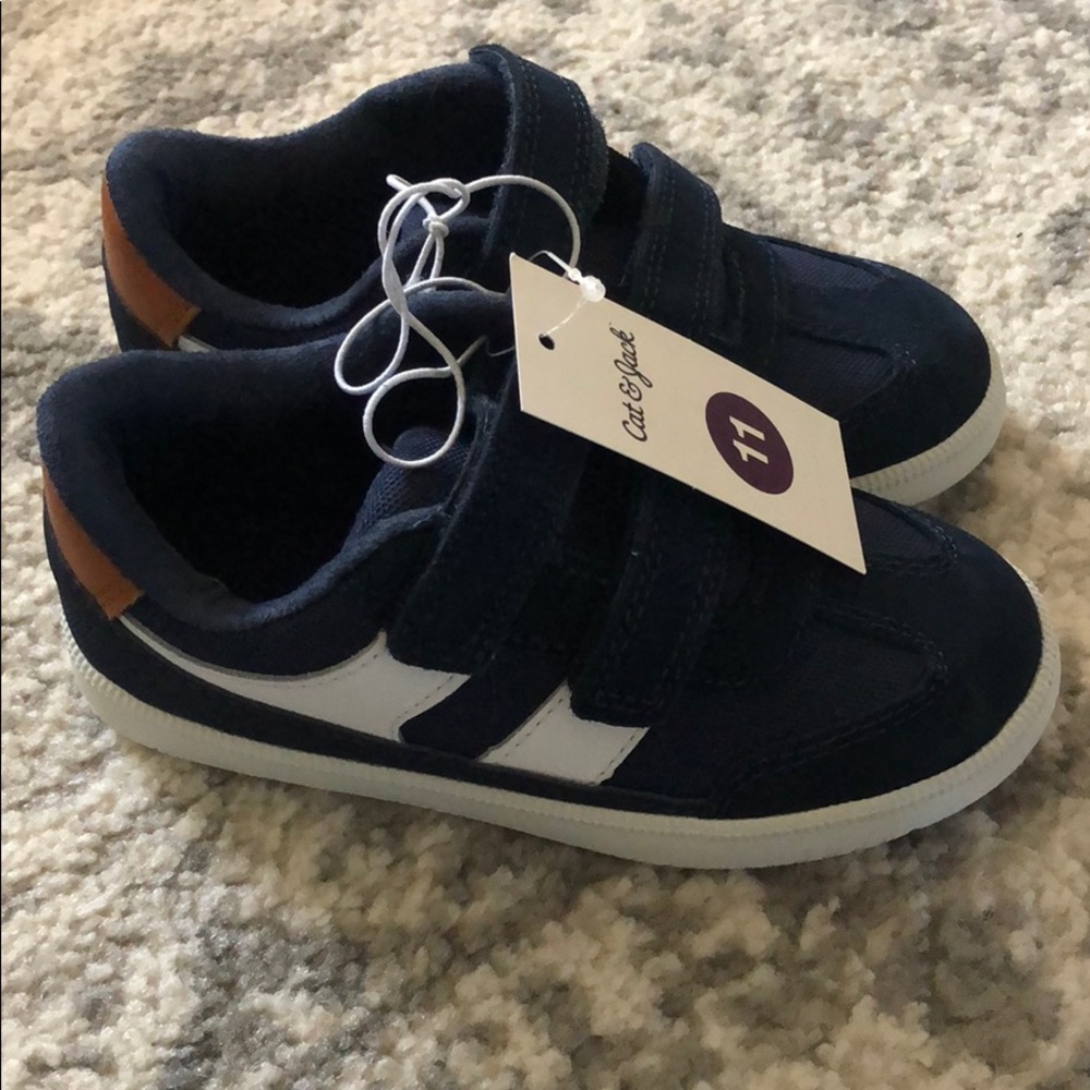 NWT Boys shoes